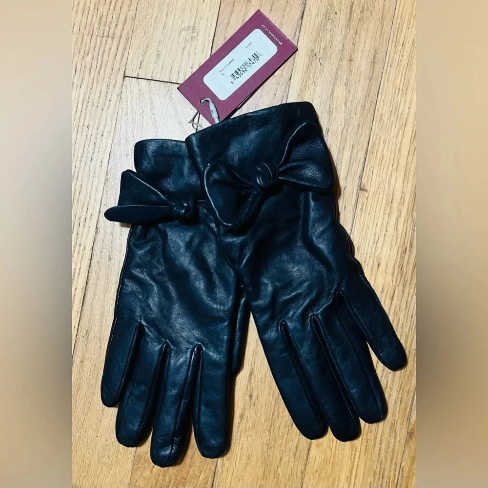 BRUNO MAGLI Bow-Top, Cashmere-Lined Leather Gloves size Small